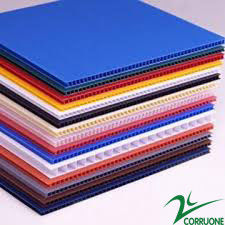 4ft X 8ft Twin Wall Corrugated Plastic Sheets UV Resistance For Eco Friendly Packaging ইকো-বন্ধুত্বপূর্ণ প্যাকেজিংয়ের জন্য
